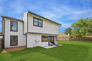 9203 Belle Park Dr, Houston, TX 77099 - Photo 31