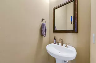 5813 Katy St, Houston, TX 77007 - Photo 13