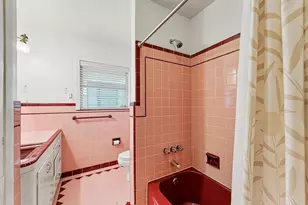 2052 Addison Rd, Houston, TX 77030 - Photo 11