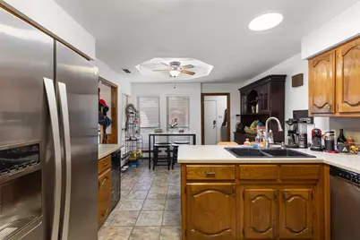 2112 Hunters Ridge, Carrollton, TX 75006 - Photo 21
