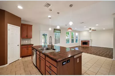 50 N Spinning Wheel Circle, The Woodlands, TX 77382 - Photo 11