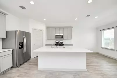 7923 Cattleman Valley Drive, Rosharon, TX 77583 - Photo 9