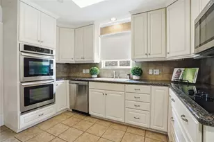 12318 Perthshire Rd, Houston, TX 77024 - Photo 7