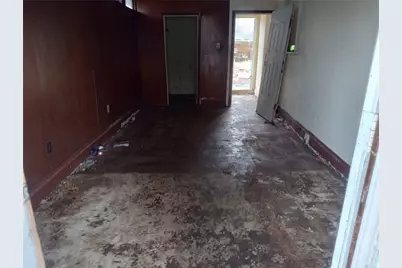 5041 Rapido Road, Houston, TX 77033 - Photo 3