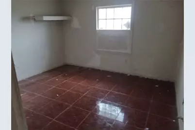5041 Rapido Road, Houston, TX 77033 - Photo 9