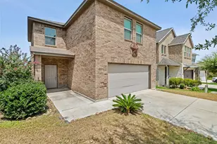2814 High Castle, San Antonio, TX 78245 - Photo 3