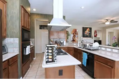 12318 Shadow Island Drive, Houston, TX 77082 - Photo 19