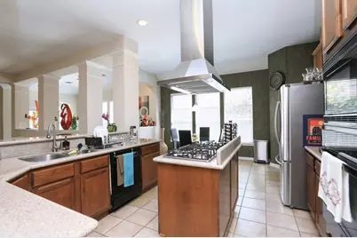 12318 Shadow Island Drive, Houston, TX 77082 - Photo 21