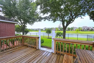 12318 Shadow Island Drive, Houston, TX 77082 - Photo 33