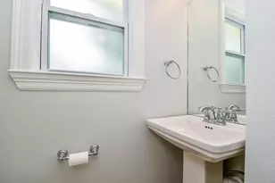 707 Thistlewood Dr, Houston, TX 77079 - Photo 31