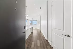 1211 Caroline St, Houston, TX 77002 - Photo 3