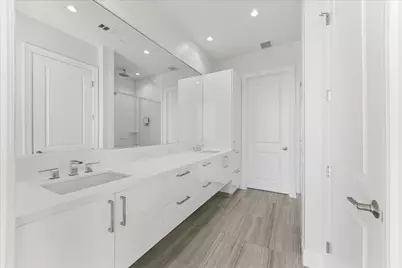 1211 Caroline Street #1504, Houston, TX 77002 - Photo 13