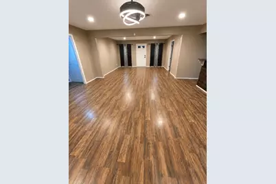 105 S Ringgold Street, West Columbia, TX 77486 - Photo 9