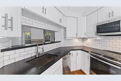 2215 Stanford Street #2215, Houston, TX 77006 - Photo 17