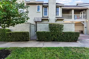 2215 Stanford St, Houston, TX 77006 - Photo 7