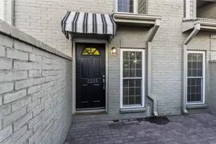 2215 Stanford St, Houston, TX 77006 - Photo 9