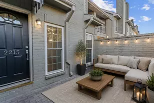 2215 Stanford St, Houston, TX 77006 - Photo 3