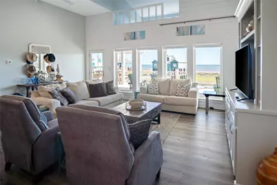 940 Raymond, Crystal Beach, TX 77650 - Photo 17