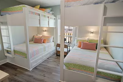 940 Raymond, Crystal Beach, TX 77650 - Photo 33