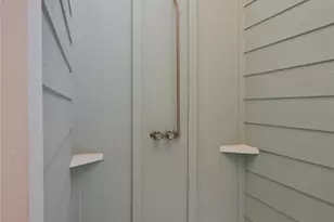 940 Raymond, Crystal Beach, TX 77650 - Photo 49