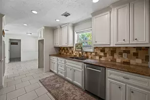 1907 Dellore Ln, League City, TX 77573 - Photo 13