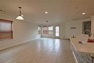 6714 Lindale Springs Ln, Katy, TX 77449 - Photo 11