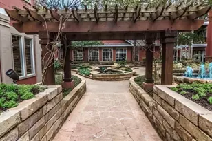 2400 McCue Rd, Houston, TX 77056 - Photo 19