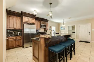 1418 Ave M 1/2, Galveston, TX 77550 - Photo 11