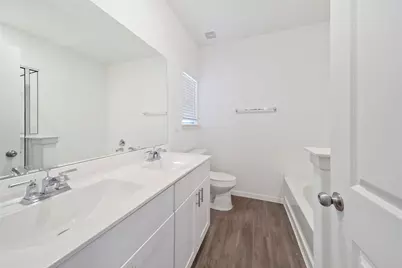 10429 Pineland Drive, Conroe, TX 77378 - Photo 17