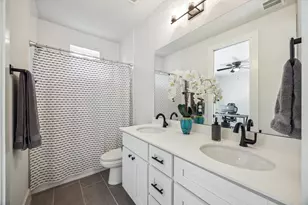 5723 White Magnolia St., Houston, TX 77091 - Photo 11