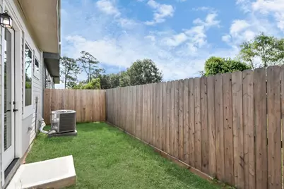 313 Charlock Street, Houston, TX 77022 - Photo 29