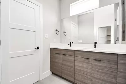 313 Charlock Street, Houston, TX 77022 - Photo 25