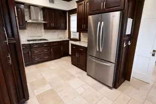719 N Resident St, Wharton, TX 77488 - Photo 11