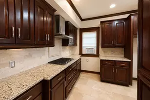 719 N Resident St, Wharton, TX 77488 - Photo 15
