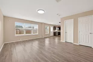 15007 Sugar Sands Dr, Sugar Land, TX 77498 - Photo 11