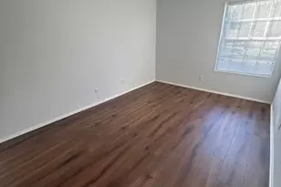 5550 N Braeswood Blvd, Houston, TX 77096 - Photo 9