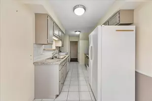 14173 Misty Meadow Ln, Houston, TX 77079 - Photo 15