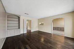 14173 Misty Meadow Ln, Houston, TX 77079 - Photo 13