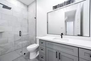 1711 Milby St, Houston, TX 77003 - Photo 9