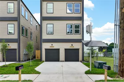 4822 Creekmont Drive #B, Houston, TX 77091 - Photo 1