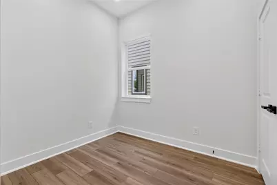 4822 Creekmont Drive #B, Houston, TX 77091 - Photo 7