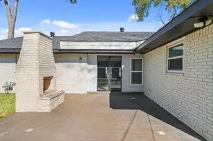 10151 Brinwood Dr, Houston, TX 77043 - Photo 21