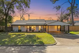 10151 Brinwood Dr, Houston, TX 77043 - Photo 7