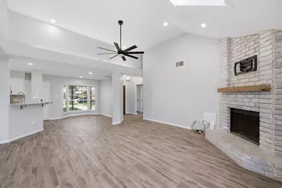 1805 Whitebriar Drive, Deer Park, TX 77536 - Photo 5