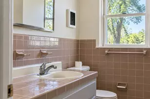 110 W Brenda St, Houston, TX 77076 - Photo 17