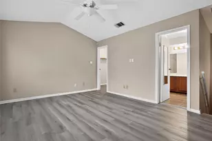 8299 Cambridge St, Houston, TX 77054 - Photo 15