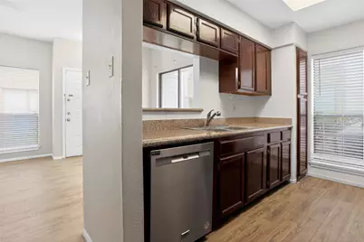 8299 Cambridge Street #706, Houston, TX 77054 - Photo 11