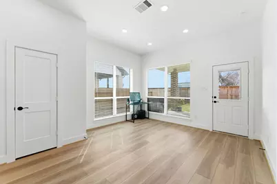 2318 Forest Flower, Tomball, TX 77375 - Photo 11