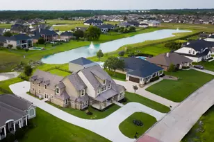 10887 Decatur St, Willis, TX 77318 - Photo 3