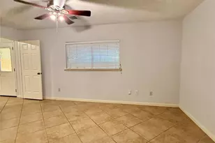 9019 Autumnsong Dr, Houston, TX 77064 - Photo 11